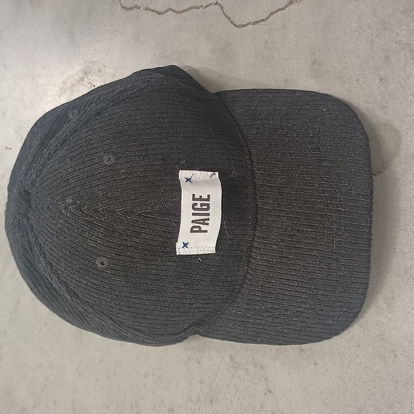 Paige - Picture 2 of 3